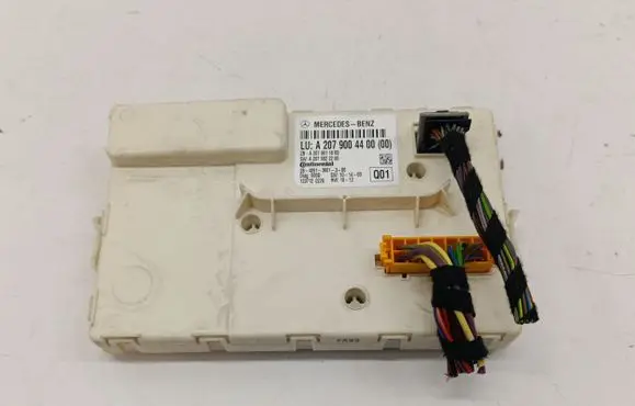 Mercedes-Benz E C207 W207 Other control units/modules A2079004400