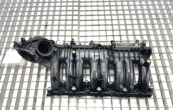 Jaguar F-Pace Intake manifold G4D318N968AA
