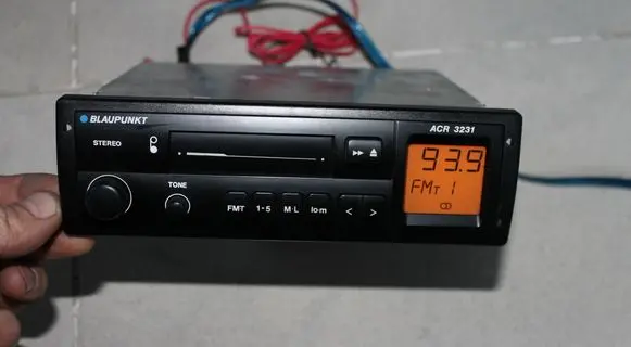 Mercedes-Benz W123 Radio/CD/DVD/GPS head unit ACR33231 7643755510