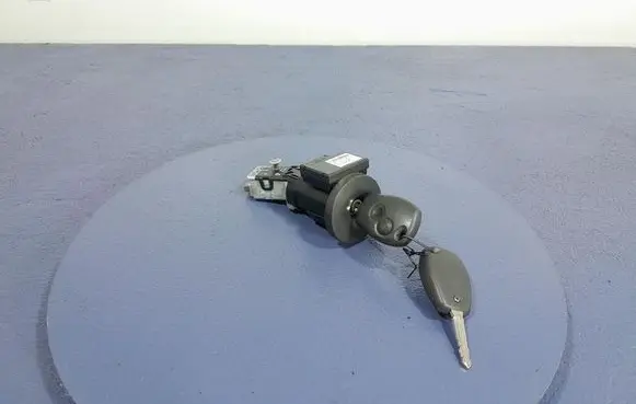 Dacia Sandero Ignition lock 285916556R