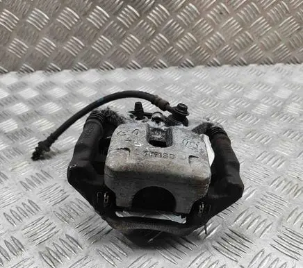 Nissan Qashqai J12 Rear brake caliper 440116RA0B