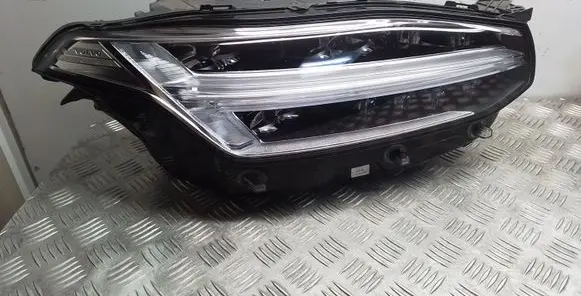 Headlight/headlamp