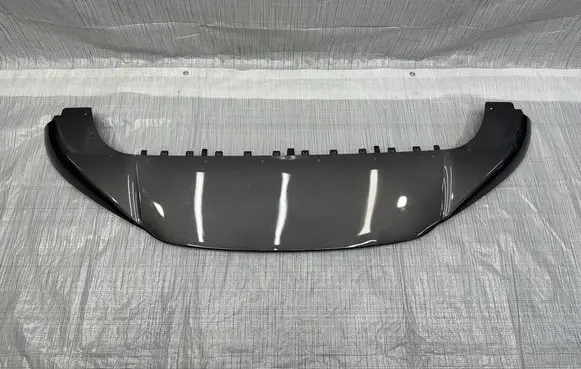 Maserati Grecale Front bumper lip 670167331