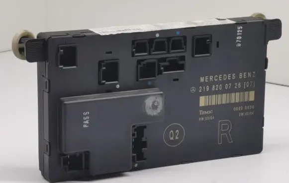 Mercedes-Benz CLS C219 Door control unit/module 2198200726