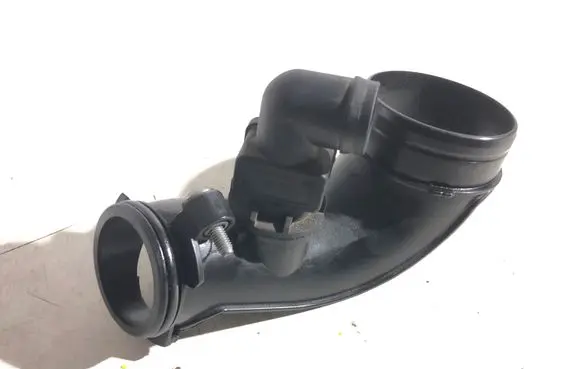 Audi Q5 SQ5 FY Turbo air intake inlet pipe/hose 05L129635A