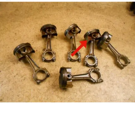 Maserati Quattroporte Piston with connecting rod
