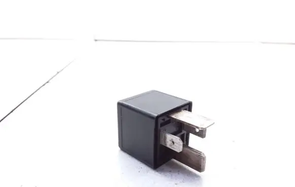 Ford Escort Other relay 83BG14N089CA V23134J4X37