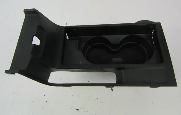 Mazda 3 I Cup holder 