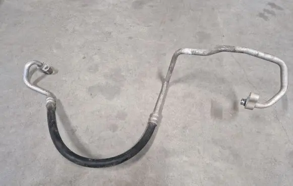 Mitsubishi Pajero Sport I Air conditioning (A/C) pipe/hose