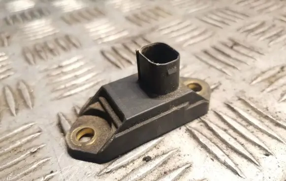 Mercedes-Benz S W220 Airbag deployment crash/impact sensor 0025426918