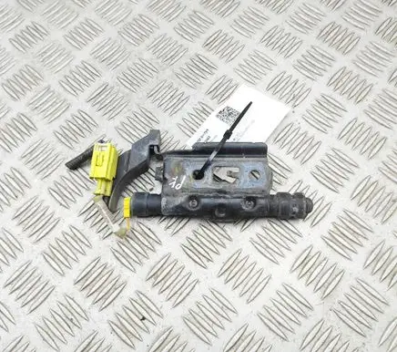 Lexus IS III XE30 Bonnet Pedestrian Airbag Actuator GA66500060 5347053020