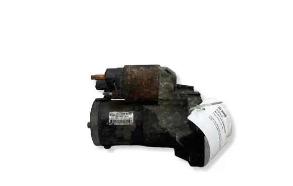 Opel Vivaro Starter motor 233003248R