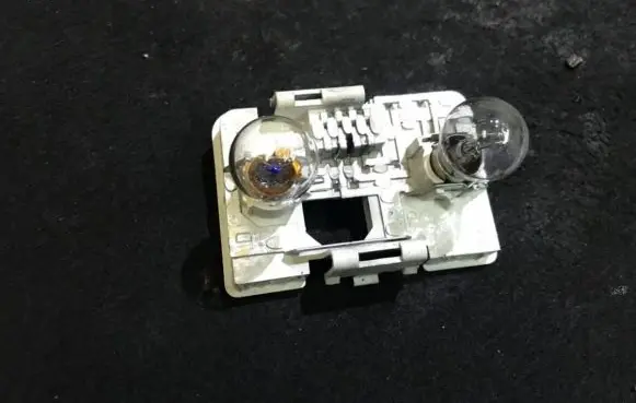 Peugeot 1007 Tail light bulb cover holder 2047