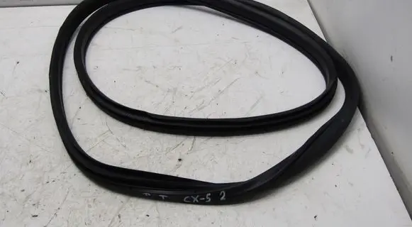Mazda CX-5 II Rear door rubber seal (on body) 1111