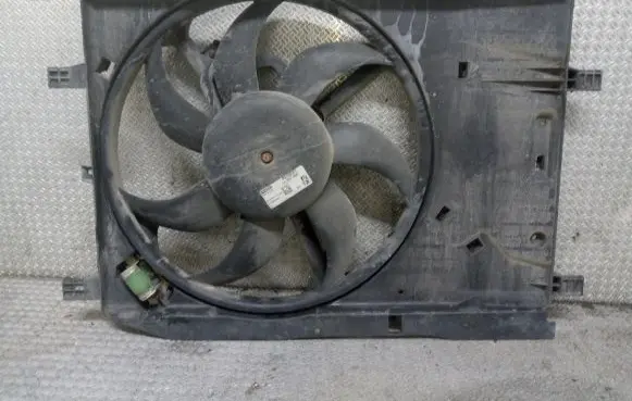 Fiat Punto Evo Electric radiator cooling fan P6188001 51878035