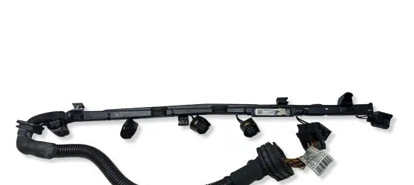BMW 5 F10 F11 Fuel injector wires 850799305