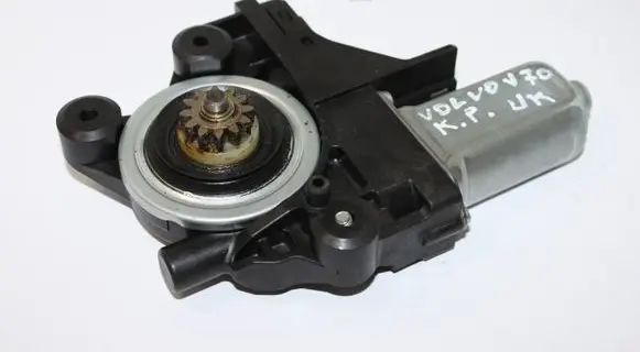 Volvo V70 Front door window regulator motor 970713101