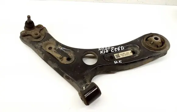 KIA Ceed Front lower control arm/wishbone 54501G4AA0