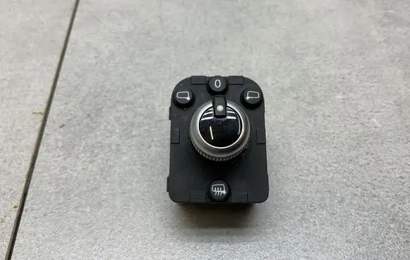 Audi A4 S4 B9 Wing mirror switch 4M0959565H