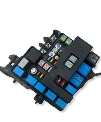 Hyundai i30 Fuse module 919501H030