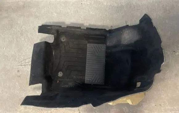 Mercedes-Benz GL X166 Front floor carpet liner A1666800340 44046794