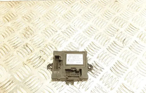 Volvo XC70 Door control unit/module 7G9T14B533ED