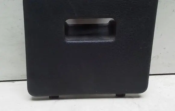 Nissan Tiida C11 Fuse box cover 68964EL00A