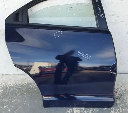 Honda Civic IX Rear door