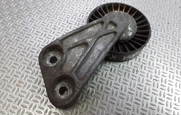 KIA Carnival Generator/alternator belt tensioner OK9BV10730A
