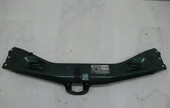 Mercedes-Benz S W140 Top upper radiator support slam panel