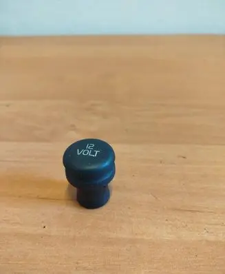 Volvo C30 12 V Socket (front) 
