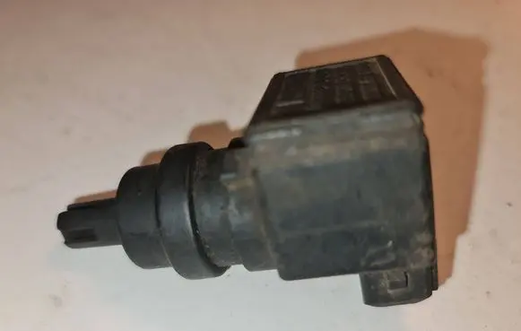 Volkswagen Transporter - Caravelle T4 Intake air temperature sensor 037906040 8050231