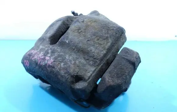 Volkswagen PASSAT B6 Front brake caliper IMPRK1243477