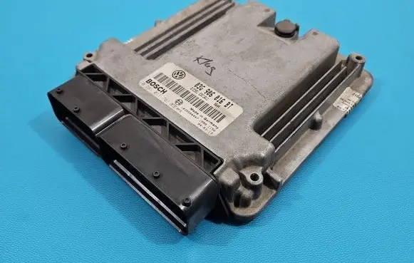 Volkswagen Touran I Engine control unit/module ECU 03G906016BT IMPRK1524234