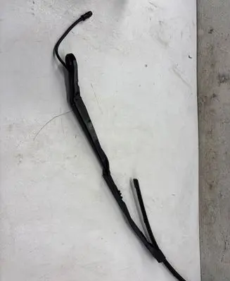 BMW 3 G20 G21 Windshield/front glass wiper blade 9448921