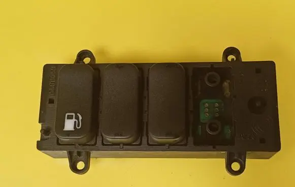 Alfa Romeo 166 Fuel tank opening switch 156019259