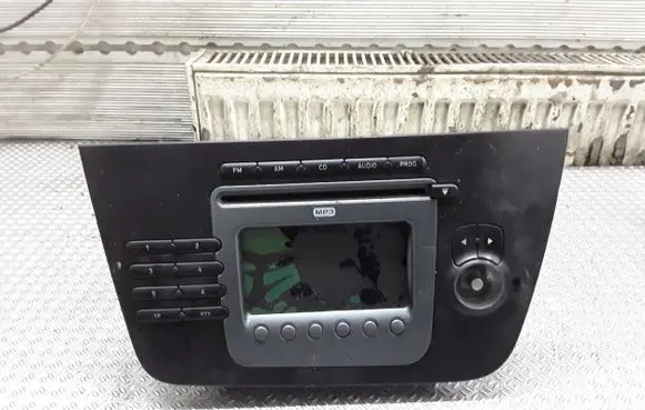 Seat Altea XL Radio/CD/DVD/GPS head unit 5P1035186VXB