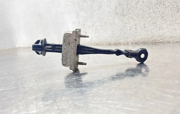 Opel Astra J Rear door check strap stopper 13270612 45173991
