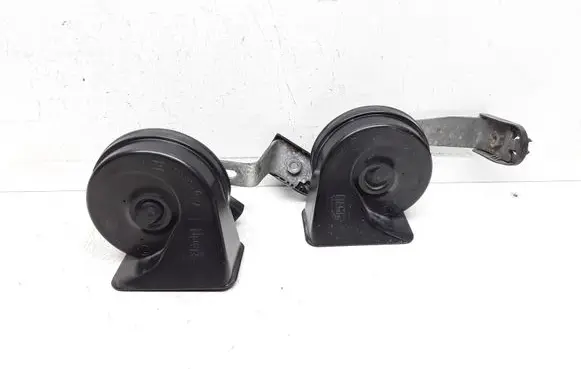 Volvo V60 Horn signal 30796896 30796897