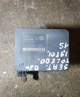 Seat Toledo II (1M) ABS Pump 1C0907379C 1J0614117E