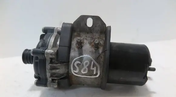 Mercedes-Benz E W212 Electric auxiliary coolant/water pump 0392022010 0005000386