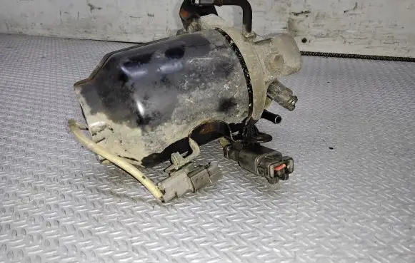 Honda CR-V Fuel filter bracket/mount holder 16900RMAG01