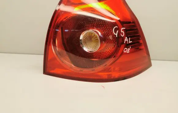 Volkswagen Golf V Rear/tail lights 1K6945096AA