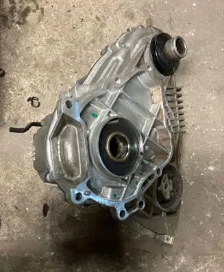 BMW X4 F26 Gearbox transfer box case 8643151 7649785 ATC45L