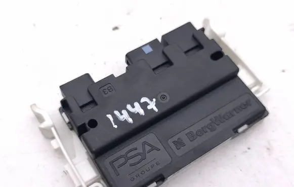 Peugeot 3008 III Battery control module 9856742080