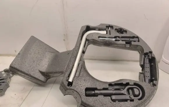 Audi A6 C7 Tool box 4G0012109F