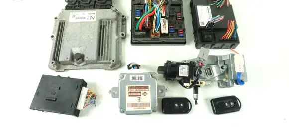 Nissan X-Trail T31 Engine control unit/module ECU 237103UH7A 0281017187