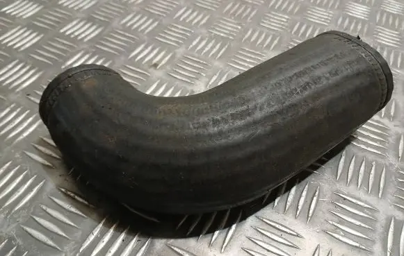 Volvo V70 Intercooler hose/pipe