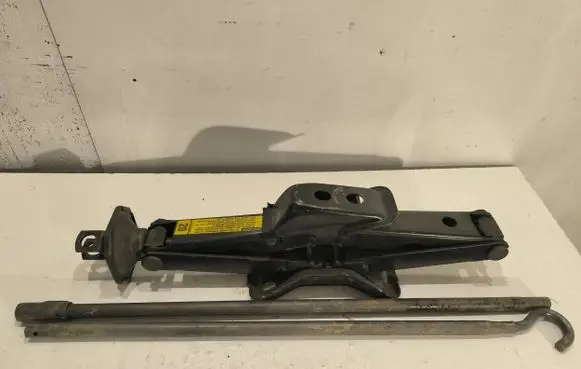 Chevrolet Suburban Lift Jack 15659764