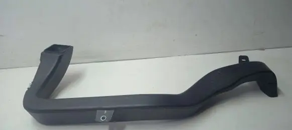 Maserati Levante Intercooler air channel guide 105756014C